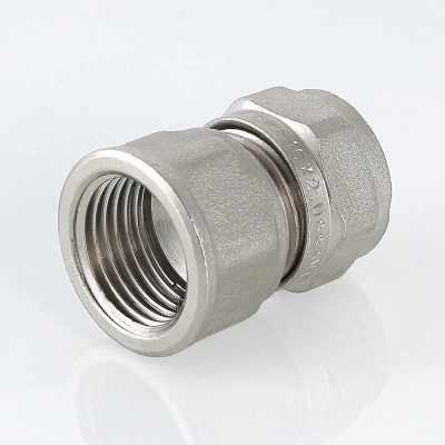 Соединитель с вн. рез. 16*1/2 (Металлопластик) (302) обжимной