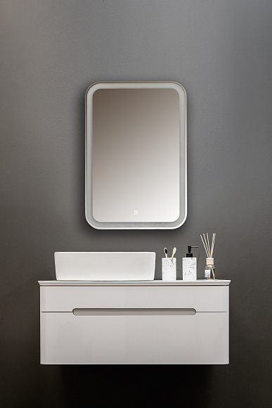 Зеркало Мальта  550*800 ( выключатель-сенсор)