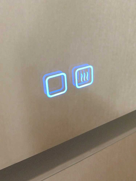 Зеркало Стив 600*800-2 (прямоуг-е), с LED-подсветкой ,подогрев сенсор. выкл.
