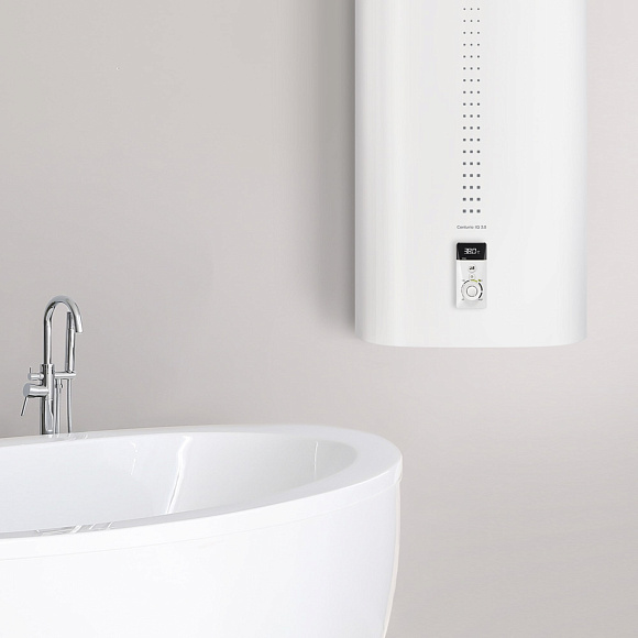 Водонагреватель Electrolux EWH 30 Centurio IQ 3 .0