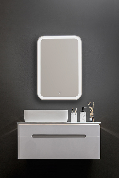 Зеркало Мальта  550*800 ( выключатель-сенсор)