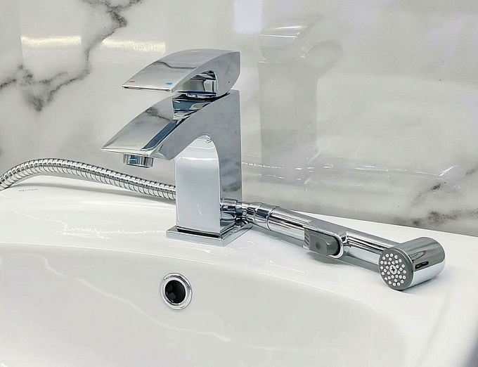 СМ-Т ГЕККО AD-5512 Квадро с гигиенической лейкой